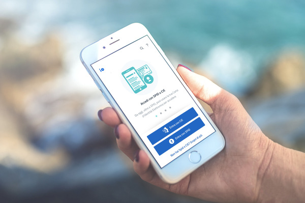 App_IO_Mockup ambientato